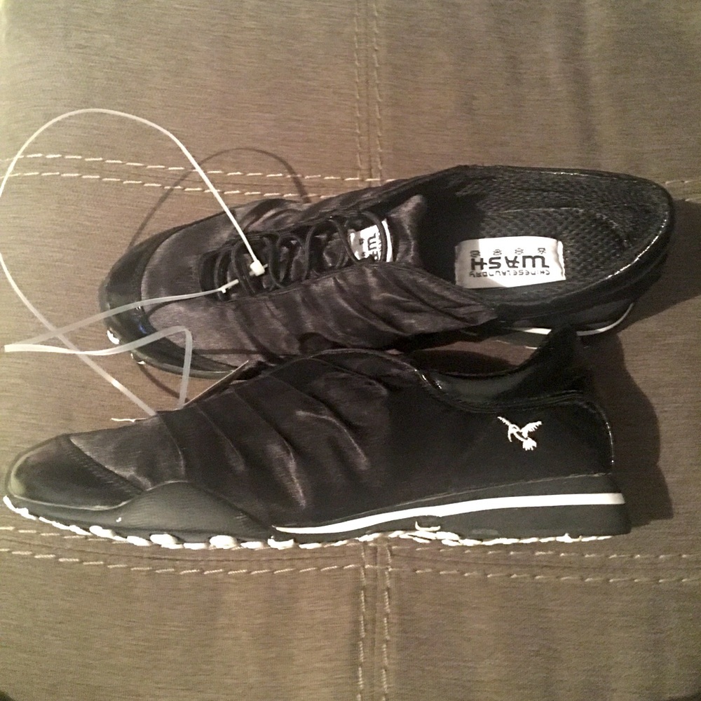 Chinese Laundry wash shoes